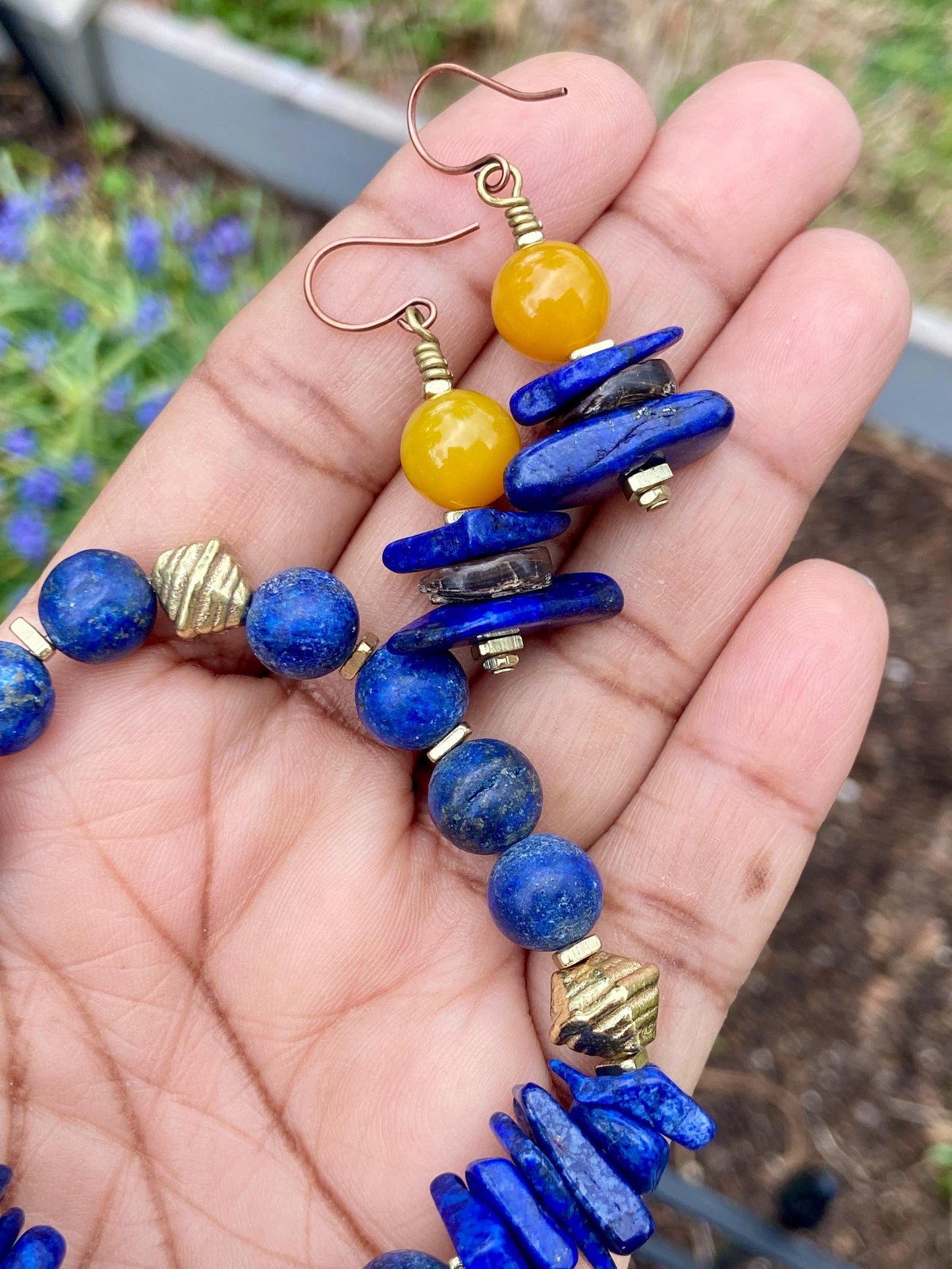 Deep Blue Lapis and Yellow Amber Resin Bead Bracelet