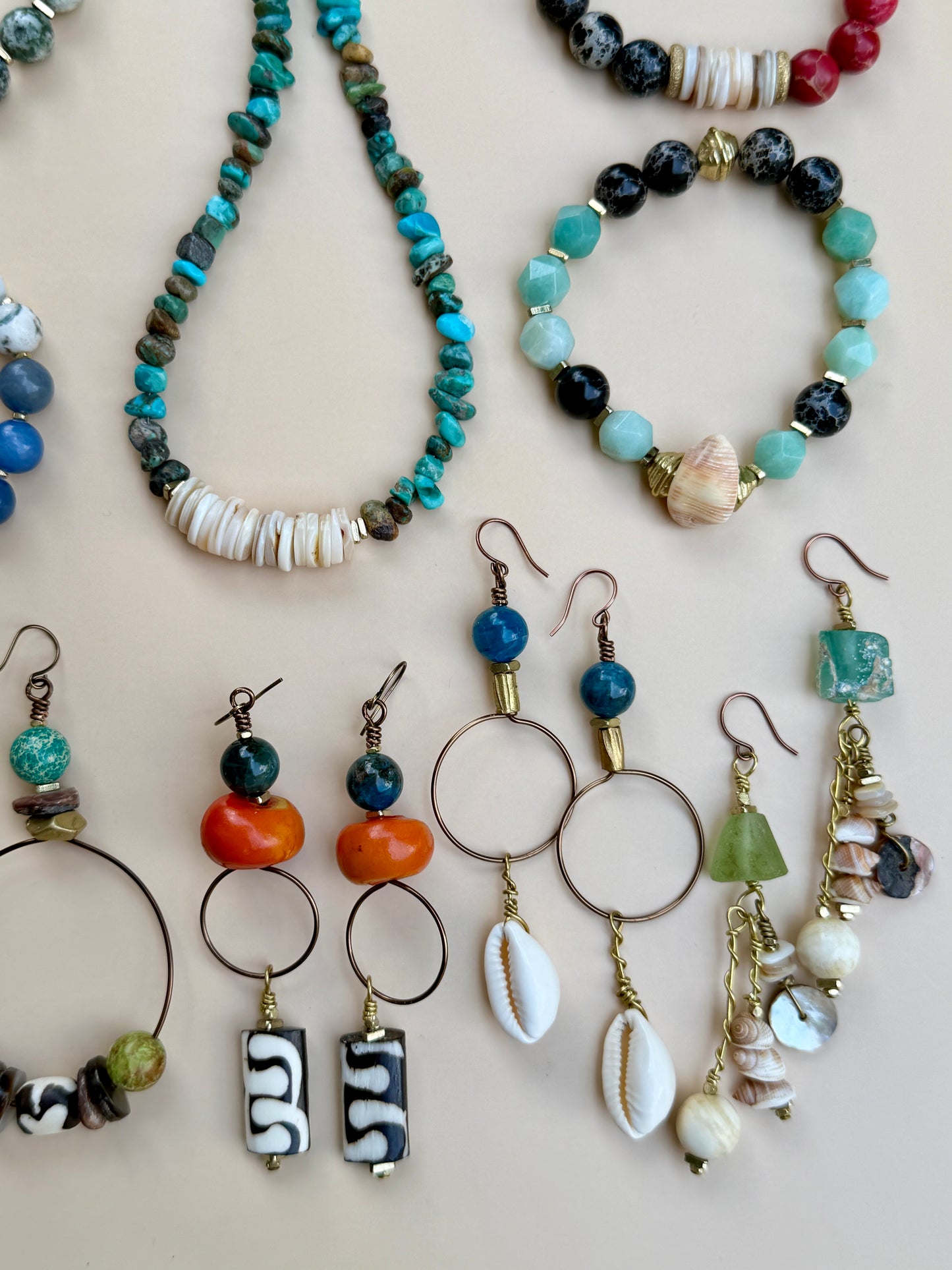 Faceted Amazonite Gemstones and Black Sediment Jasper & Natural Shell Bracelet