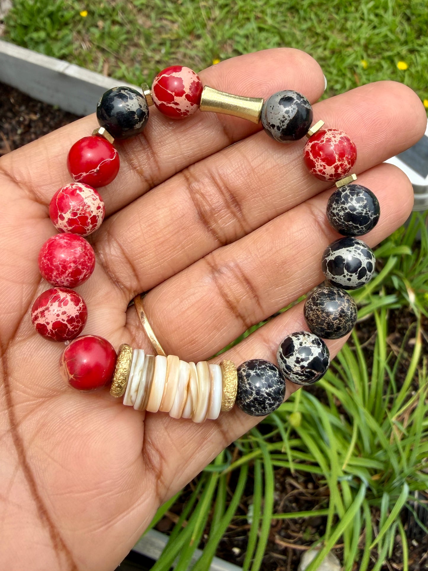 Red Sea and Black Sediment Jasper & Natural Shell Bracelet