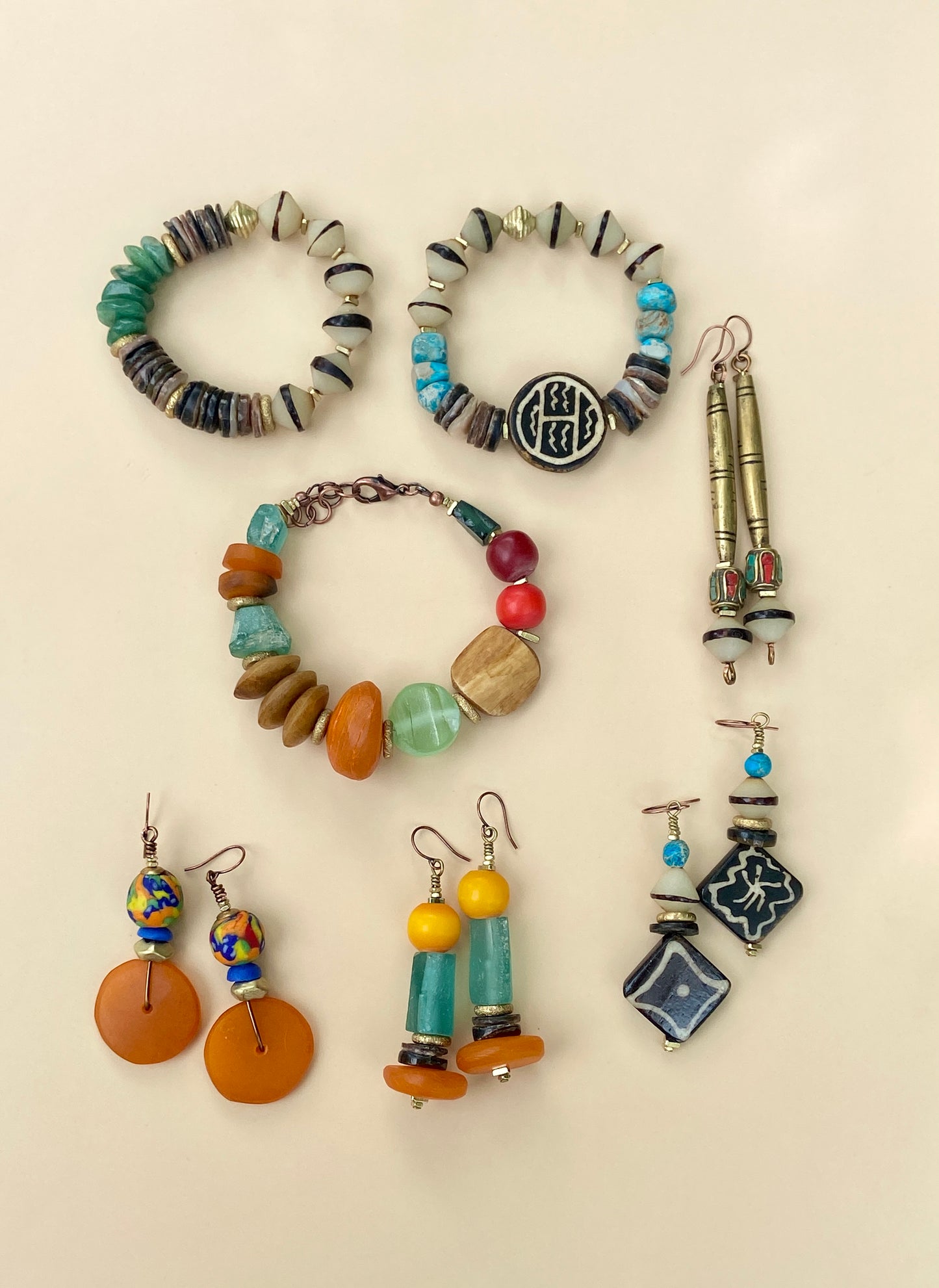 Boho Tribal Bracelet – Moroccan Horn, Roman Glass & Colorful Resin Beads