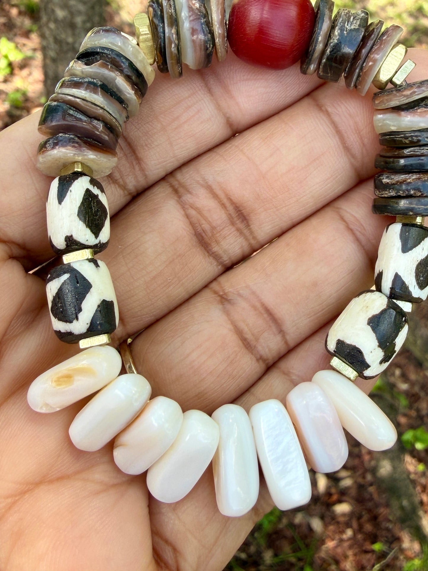 Natural Mussel Shell Bracelet – Batik Bone, Mottled Shell Heishi – Coastal Boho Stretch Jewelry