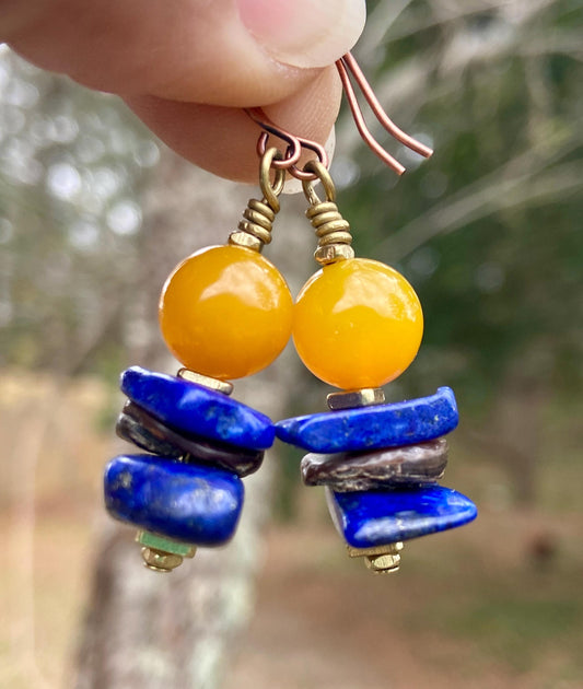 Deep Blue Lapis and Yellow Amber Resin Bead Bracelet