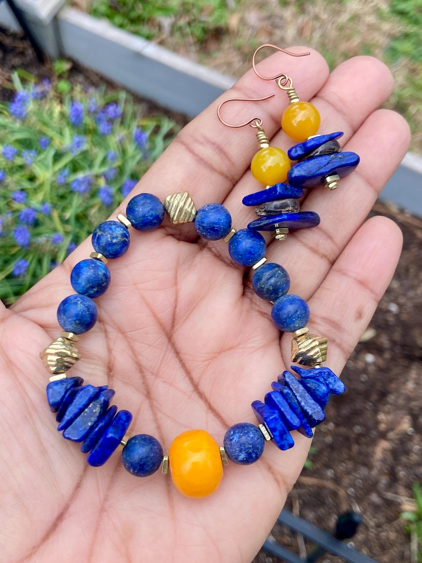 Deep Blue Lapis and Yellow Amber Resin Bead Bracelet